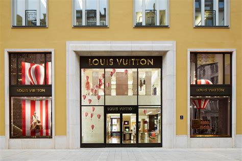 louis vuitton münchen residenzstraße|louis vuitton residenzpost münchen.